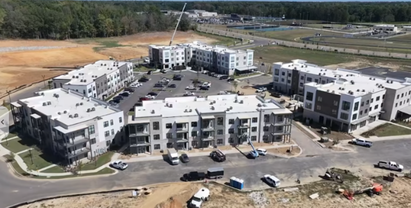 THE FLATS AT DELTA LANDING