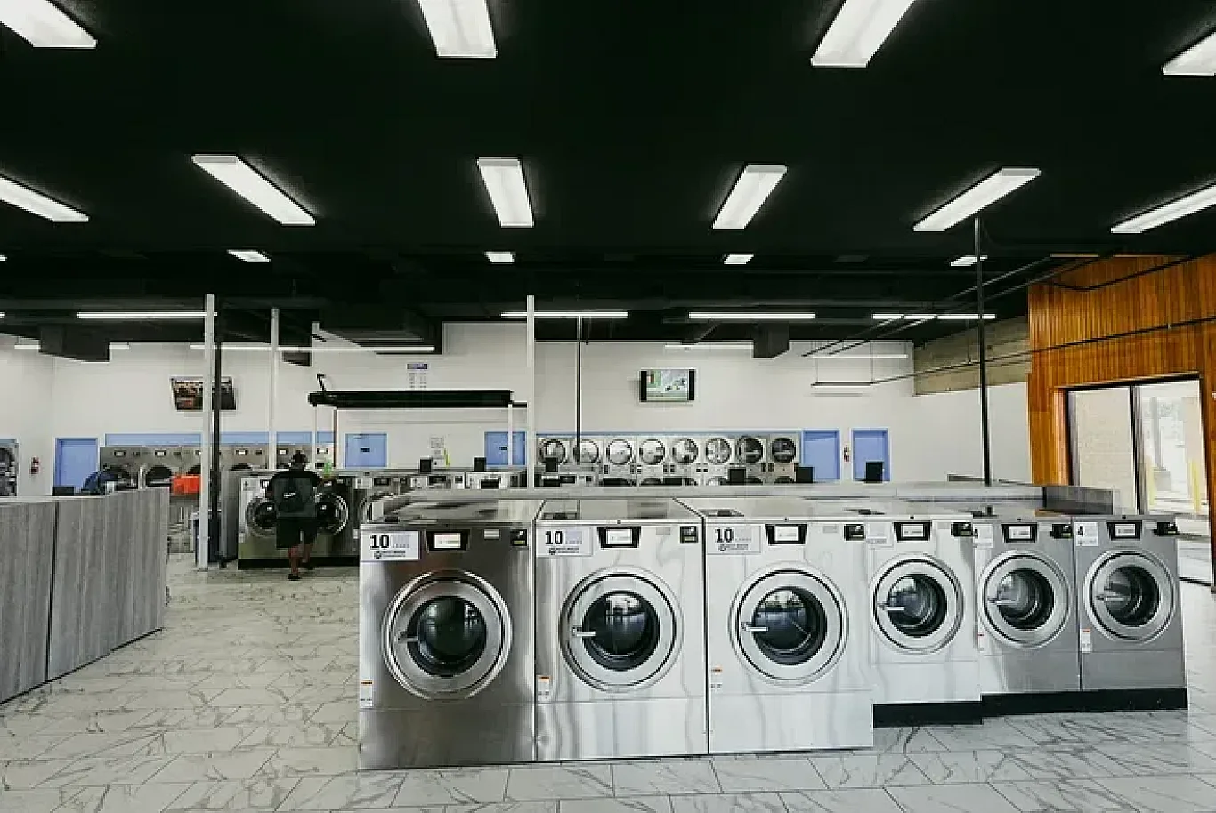 83998088007 dsc 07716 1